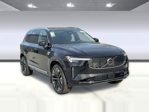 New 2026 Volvo XC90 T8 Plus w/ Protection Package image 7