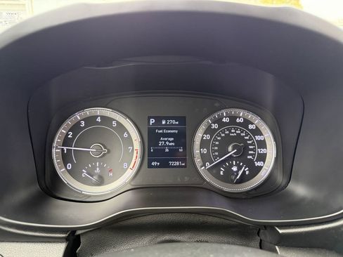 Used 2021 Hyundai Venue SE image 26