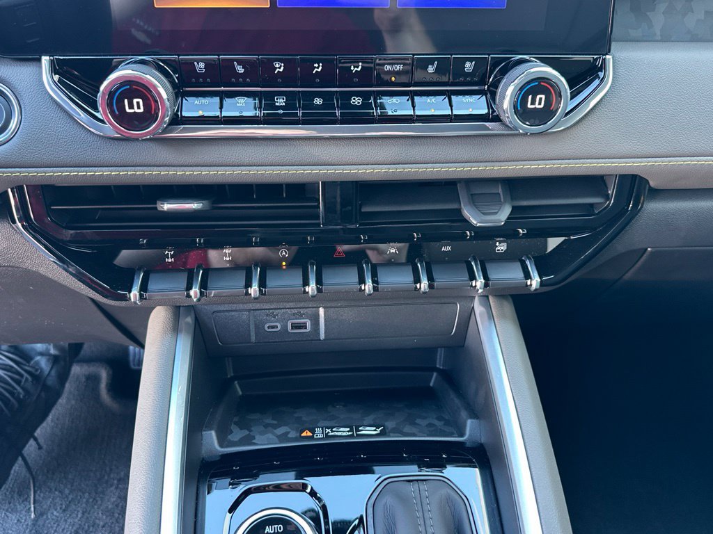New 2026 Chevrolet Colorado ZR2 AWD/4WD image 23