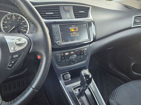 Used 2019 Nissan Sentra SR image 19