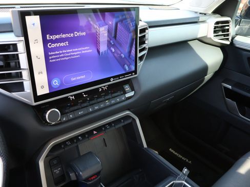 Used 2024 Toyota Tundra Limited w/ TRD Off-Road Package image 21