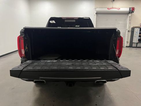 Used 2021 GMC Sierra 1500 AT4 w/ AT4 Preferred Package AWD/4WD image 25