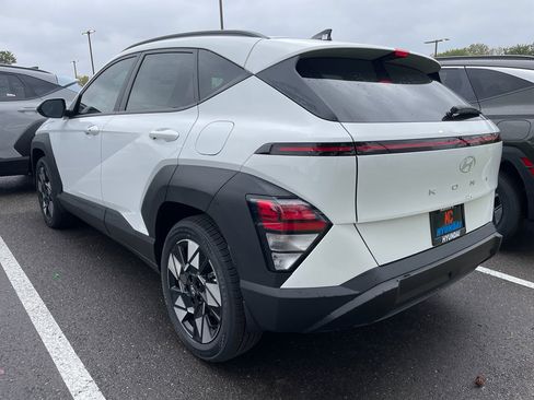 New 2025 Hyundai Kona SEL image 3