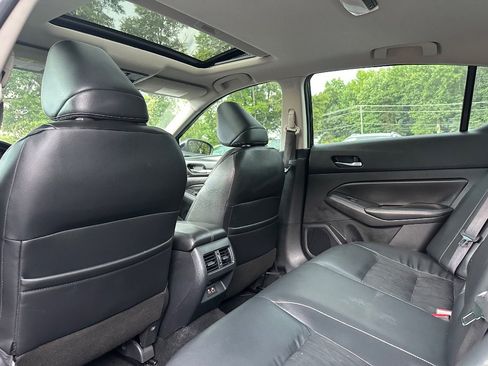 Used 2019 Nissan Altima 2.5 SL FWD image 15