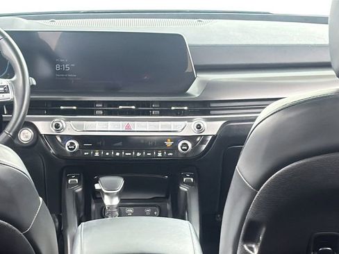 Used 2025 Kia Telluride S AWD/4WD image 18