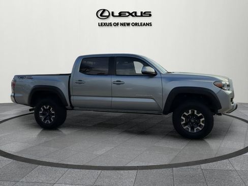 Used 2023 Toyota Tacoma TRD Off-Road image 8