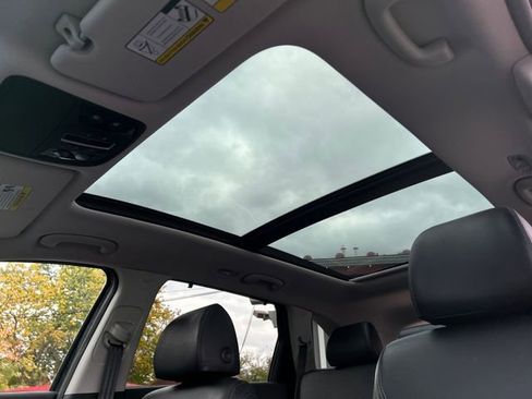 Used 2019 Kia Sorento EX w/ EX Touring Package image 22