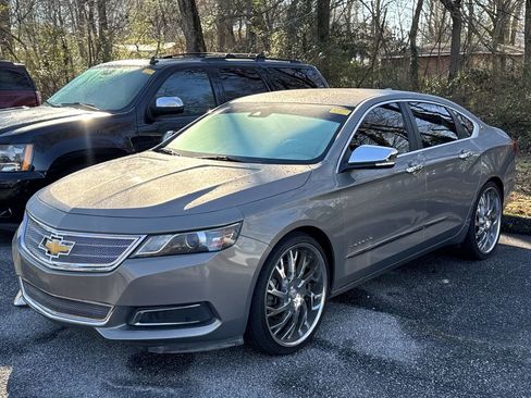 Used 2017 Chevrolet Impala LT w/ Leather Package image 3