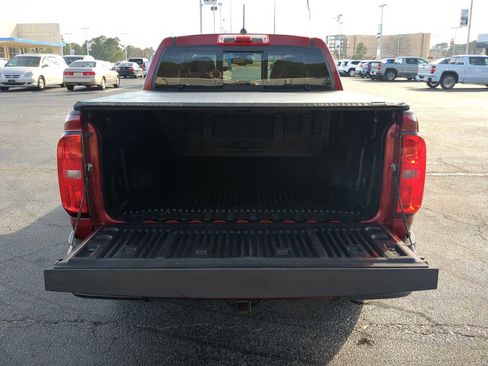 Used 2017 Chevrolet Colorado Z71 image 25