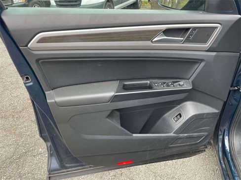 Used 2019 Volkswagen Atlas SEL image 17