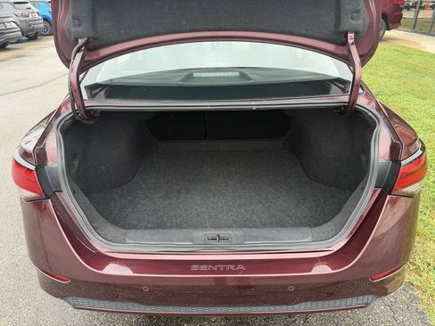 Used 2024 Nissan Sentra SV FWD image 24