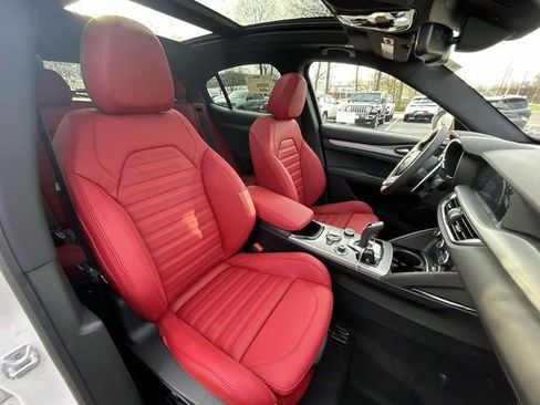New 2026 Alfa Romeo Stelvio Sprint w/ Convenience Package AWD/4WD image 15