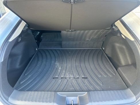 Used 2025 Toyota Prius Plug-In Hybrid image 14