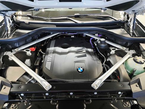 New 2026 BMW X7 xDrive40i w/ Executive Package image 9