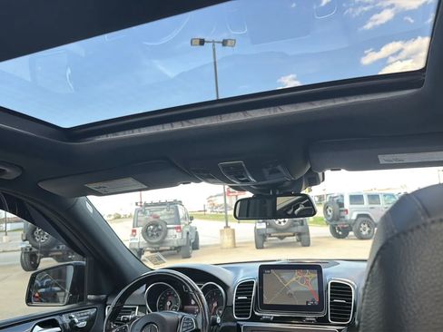 Used 2017 Mercedes-Benz GLE 350 4MATIC image 89