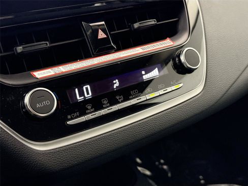 Certified 2025 Toyota Corolla LE FWD image 23