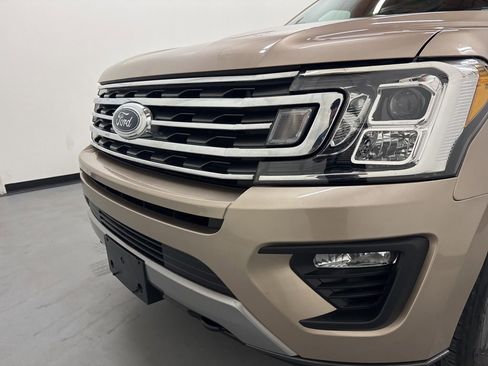 Used 2020 Ford Expedition XLT w/ FX4 Off-Road Package image 26