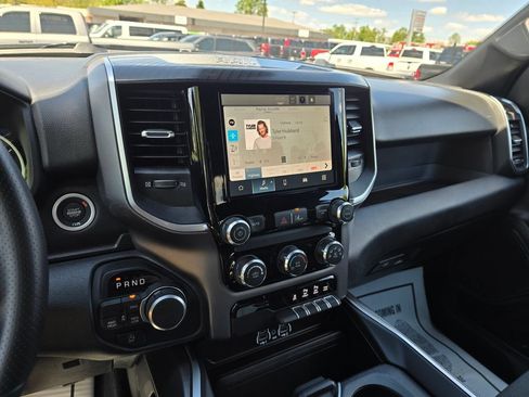 New 2026 RAM 1500 Express AWD/4WD image 15