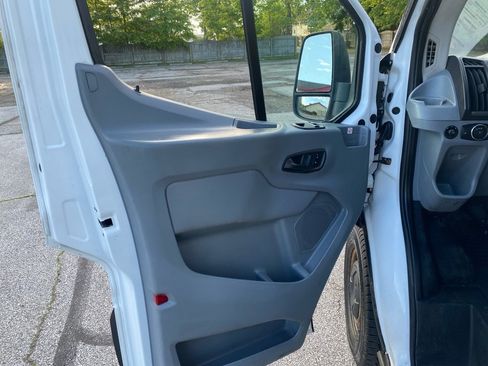 Used 2019 Ford Transit 350 130 Medium Roof RWD image 9