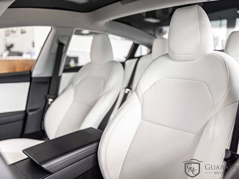 Used 2025 Tesla Model 3 Long Range RWD image 18