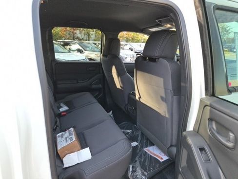 New 2026 Nissan Frontier SV w/ SV Convenience Package image 14