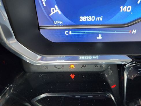 Used 2022 Chevrolet Silverado 1500 RST image 25