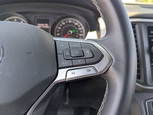 Used 2021 Volkswagen Atlas Cross Sport SE FWD image 28