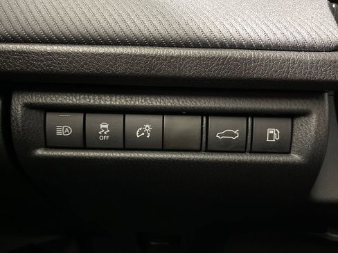 Certified 2025 Toyota Camry SE image 28