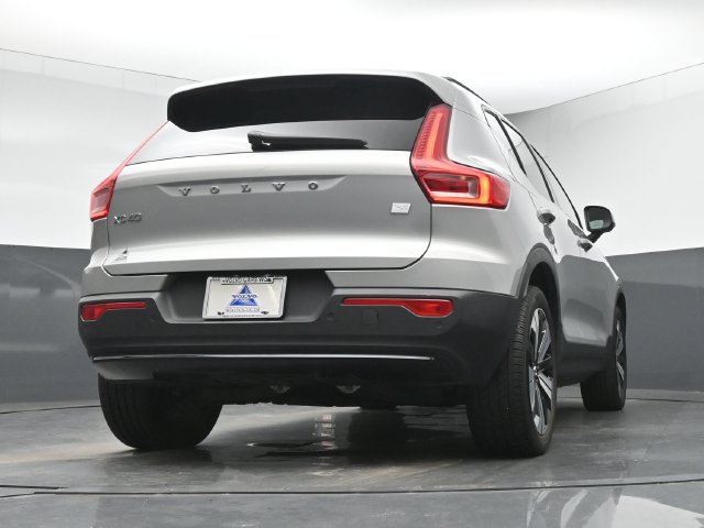 Used 2023 Volvo XC40 Recharge Plus AWD/4WD image 16