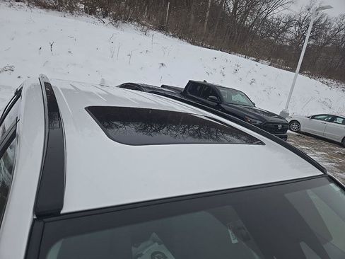 Used 2020 Toyota RAV4 XLE image 13