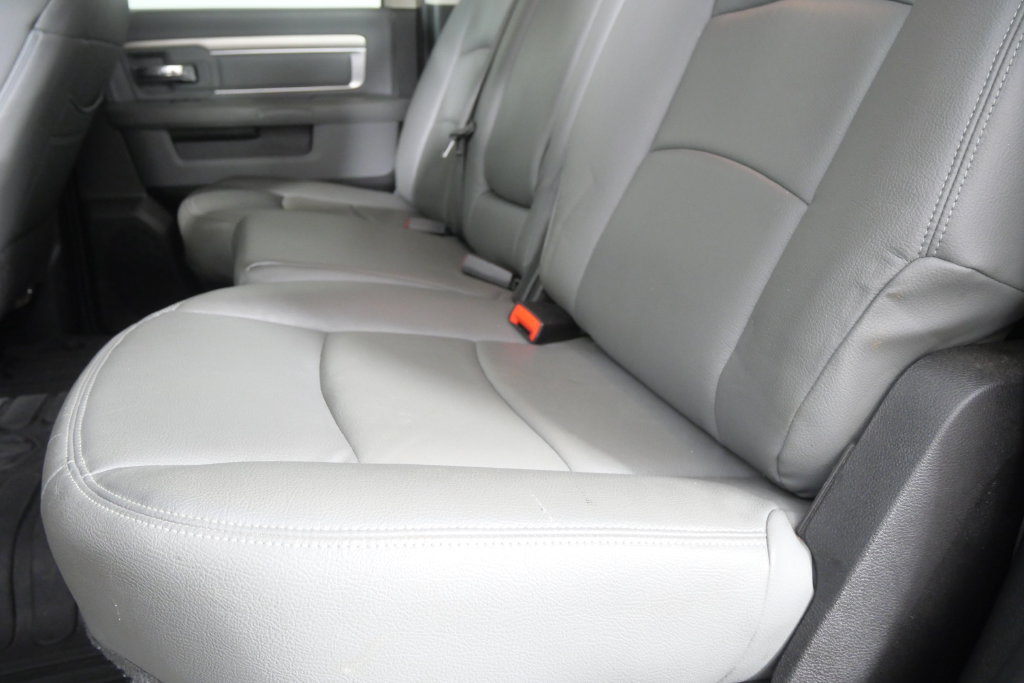 Used 2019 RAM 1500 Warlock RWD image 16