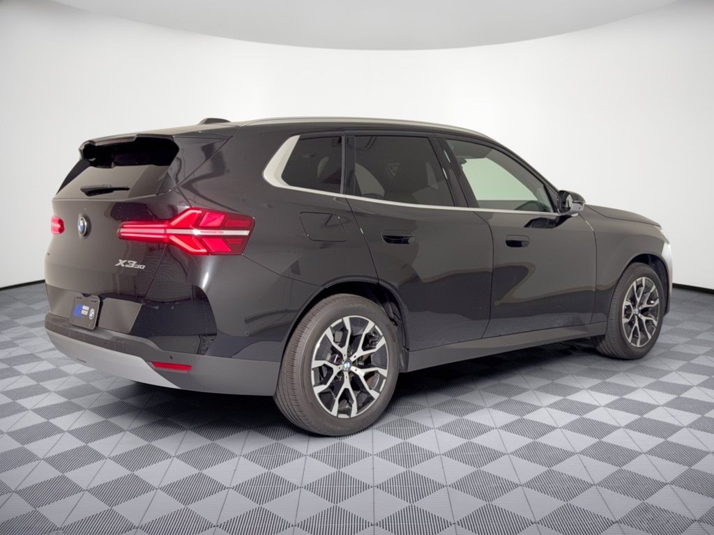 Used 2025 BMW X3 xDrive30i AWD/4WD image 9