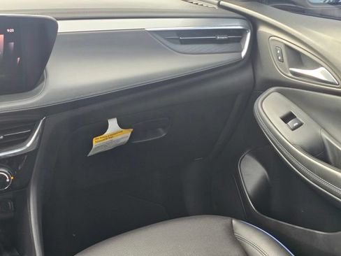 Used 2025 Buick Encore GX Sport Touring w/ Advanced Technology Package FWD image 18