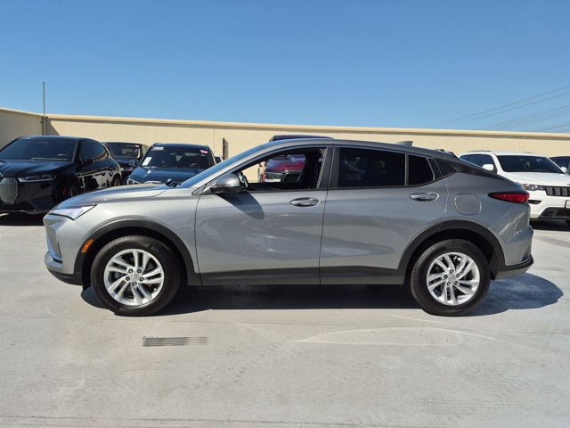 Used 2024 Buick Envista Preferred w/ Convenience I Package FWD image 8