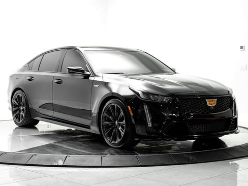 Used 2023 Cadillac CT5 V Blackwing w/ Driver Assist Package RWD image 3