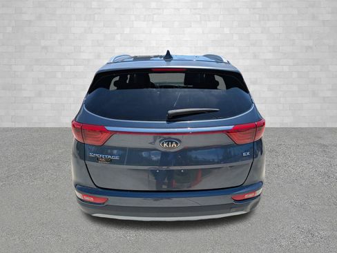Used 2018 Kia Sportage EX w/ EX Sport Appearance Package FWD image 3