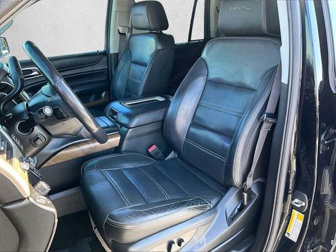 Used 2018 GMC Yukon Denali w/ Denali Ultimate Package image 27
