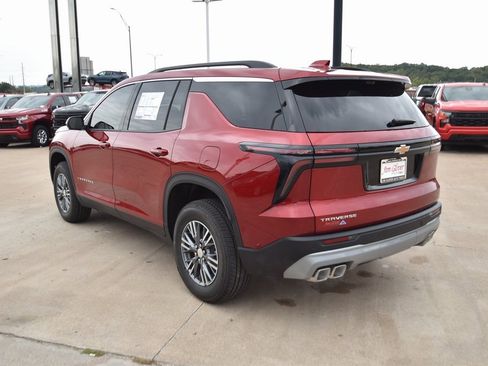New 2026 Chevrolet Traverse LT w/ Driver Confidence Package image 6