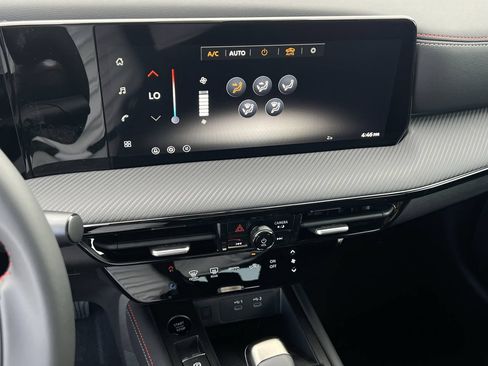 New 2026 Nissan Kicks SR w/ Interior Electronics Package FWD image 9
