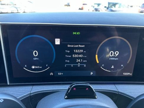 Certified 2025 Hyundai Santa Fe Limited image 14