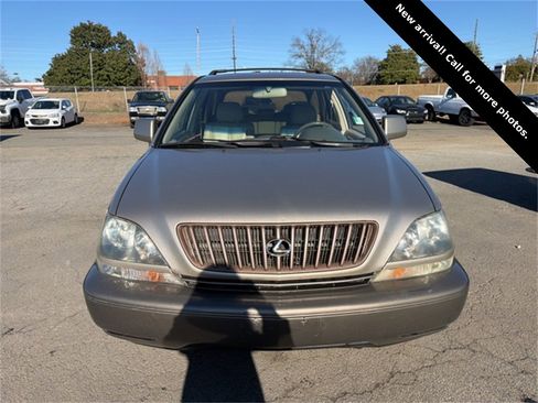 Used 2000 Lexus RX 300 4WD image 2