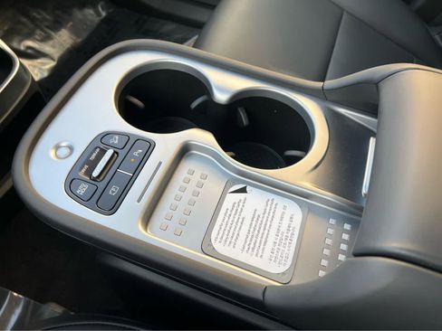 New 2026 Hyundai Ioniq 9 Limited AWD/4WD image 38