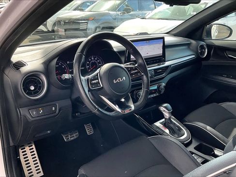 Used 2022 Kia Forte GT-Line w/ GT-Line Technology Package image 17