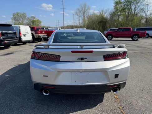 Used 2017 Chevrolet Camaro SS image 6