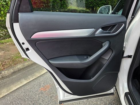 Used 2018 Audi Q3 2.0T Premium w/ Convenience Package image 20