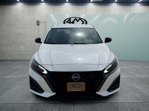 Used 2023 Nissan Altima 2.5 SR AWD/4WD image 8