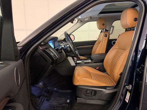 Used 2020 Land Rover Discovery HSE AWD/4WD image 5