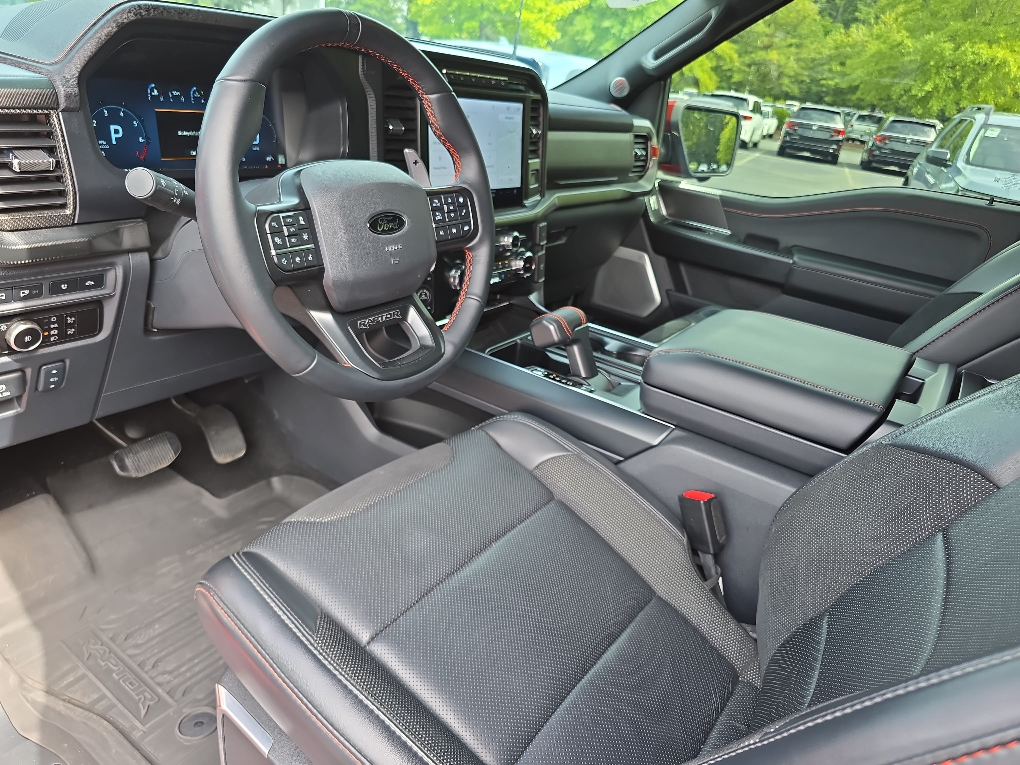 Used 2024 Ford F150 Raptor AWD/4WD image 17
