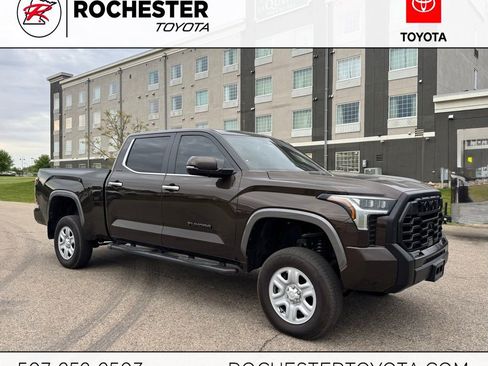 Used 2024 Toyota Tundra Limited AWD/4WD image 1