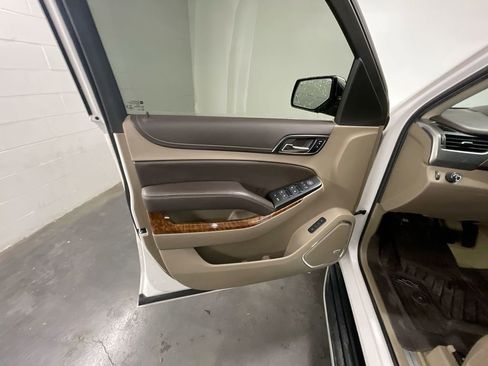 Used 2018 Chevrolet Tahoe Premier image 23